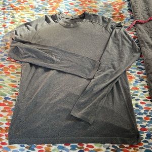 Men’s large gray Lululemon yoga long sleeve T shirt